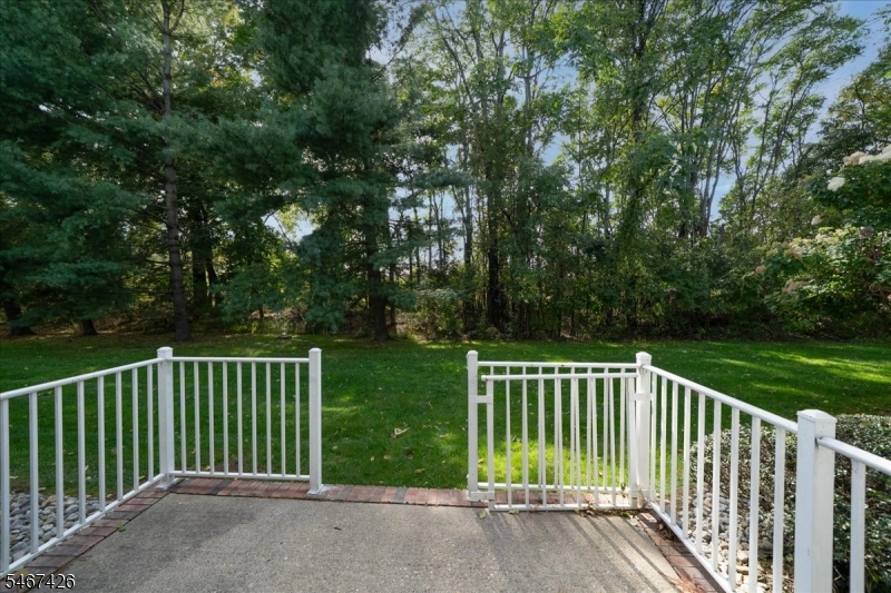 1802 Scarlett Drive Washington NJ 07840