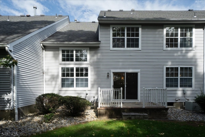 1802 Scarlett Drive Washington NJ 07840