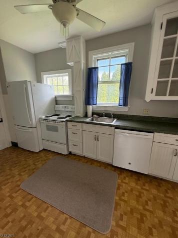 16 Carpenter Street Milford NJ 08848