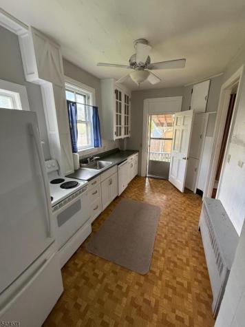 16 Carpenter Street Milford NJ 08848