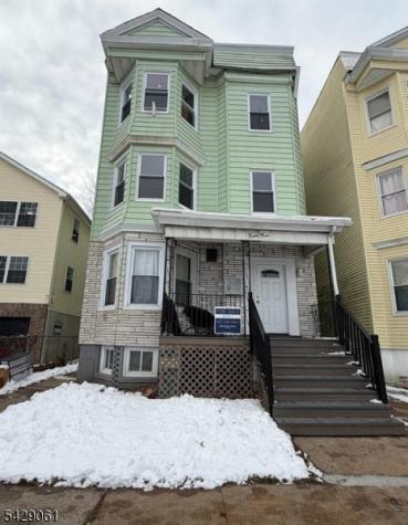 23 9TH Avenue East Orange NJ 07018