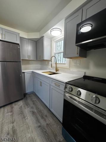 117 16TH Avenue Newark NJ 07103