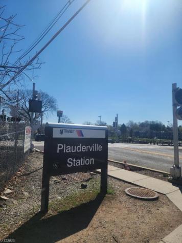 23 Park Avenue Garfield NJ 07026