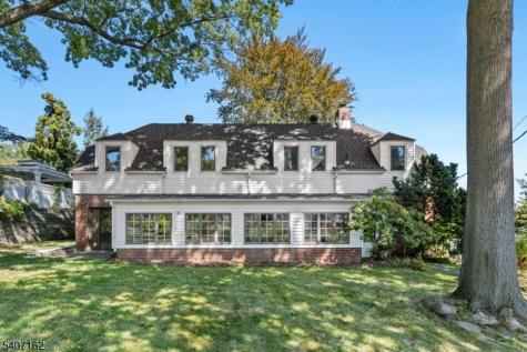 16 Lynn Drive Clifton NJ 07013