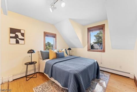 16 Lynn Drive Clifton NJ 07013