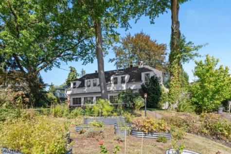 16 Lynn Drive Clifton NJ 07013