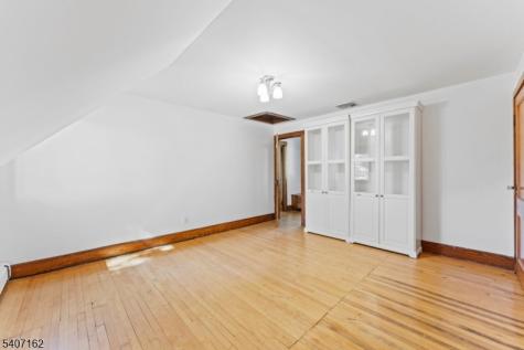 16 Lynn Drive Clifton NJ 07013