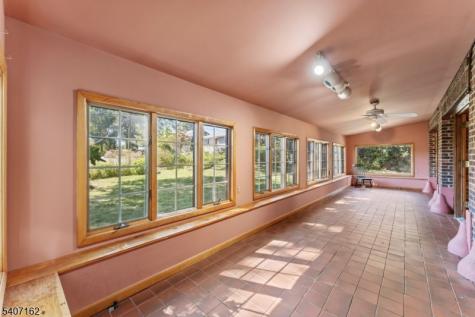16 Lynn Drive Clifton NJ 07013