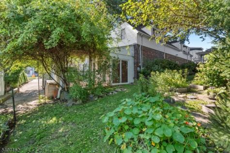 16 Lynn Drive Clifton NJ 07013