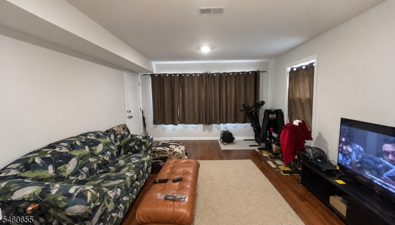 54 Elliott Street Newark NJ 07104