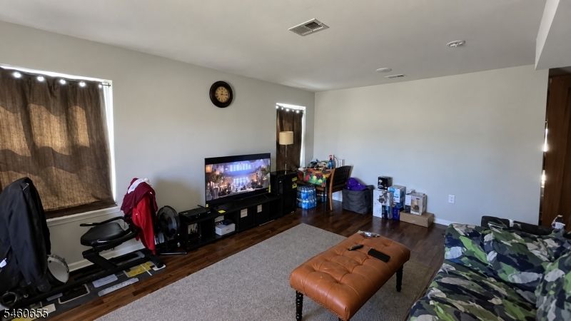 54 Elliott Street Newark NJ 07104