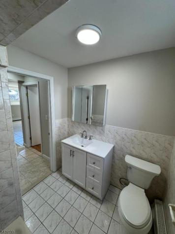 93 Centre Street Nutley NJ 07110