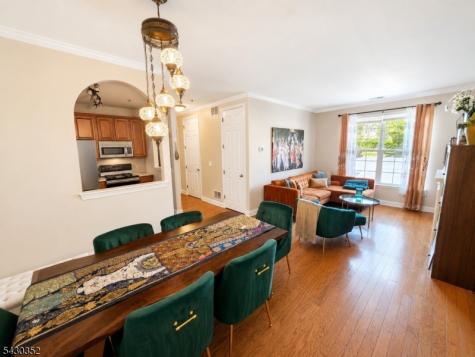 271 Windmill Court Lopatcong NJ 08865