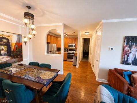 271 Windmill Court Lopatcong NJ 08865