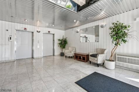 38 Moonachie Road Hackensack NJ 07601