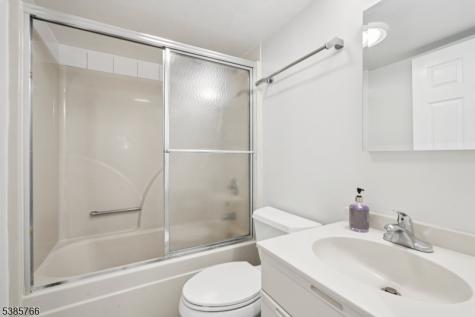 38 Moonachie Road Hackensack NJ 07601