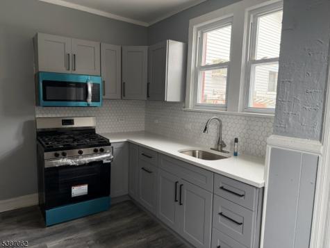 31 Tappan Street Kearny NJ 07032