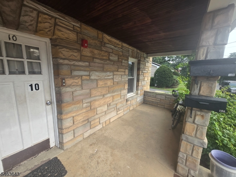 10 N 6th Avenue Manville NJ 08835