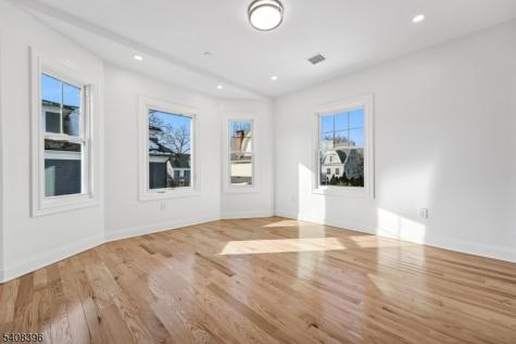 30 Woodland Avenue Summit NJ 07901