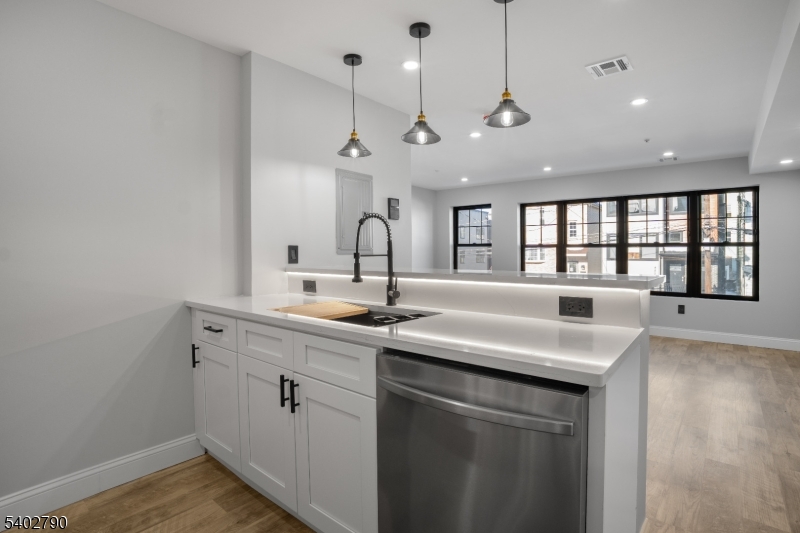 479 15TH Avenue Unit 1 Newark NJ 07103