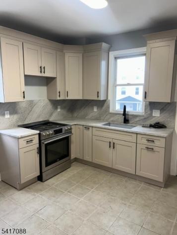 125 Alton Street Elizabeth NJ 07202