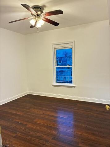 73 Wolcott Terrace Newark NJ 07112