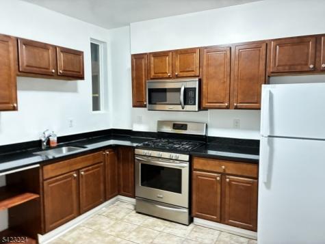 73 Wolcott Terrace Newark NJ 07112