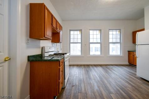 1176 Woodland Avenue Plainfield NJ 07060