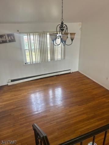 448 W 4th Avenue Roselle NJ 07203