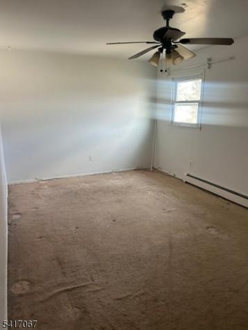 448 W 4th Avenue Roselle NJ 07203