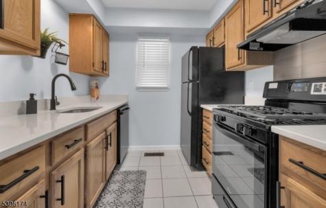 237 Rose Street Newark NJ 07108