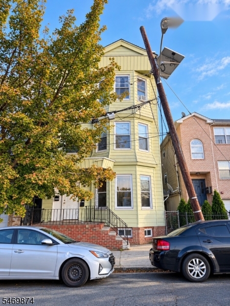 9 N 6th Street Newark NJ 07107
