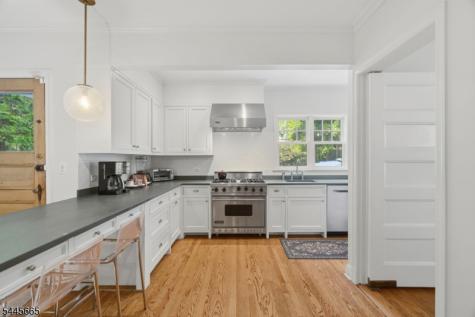 40 Oakwood Avenue Montclair NJ 07043