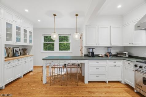 40 Oakwood Avenue Montclair NJ 07043