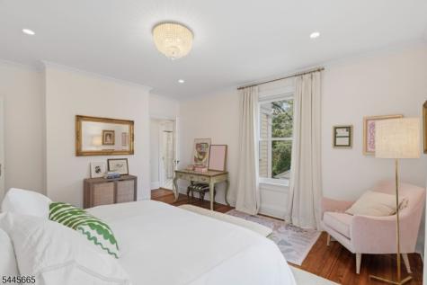 40 Oakwood Avenue Montclair NJ 07043