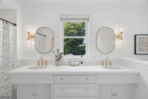 40 Oakwood Avenue Montclair NJ 07043