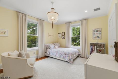 40 Oakwood Avenue Montclair NJ 07043