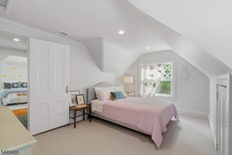 40 Oakwood Avenue Montclair NJ 07043