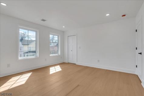 21 Cross Street Montclair NJ 07042