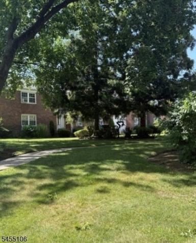100 Huguenot Avenue Englewood NJ 07631
