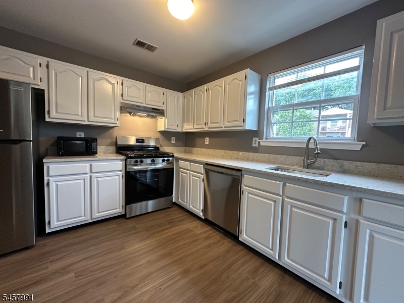 197 Vista Drive Hanover NJ 07927