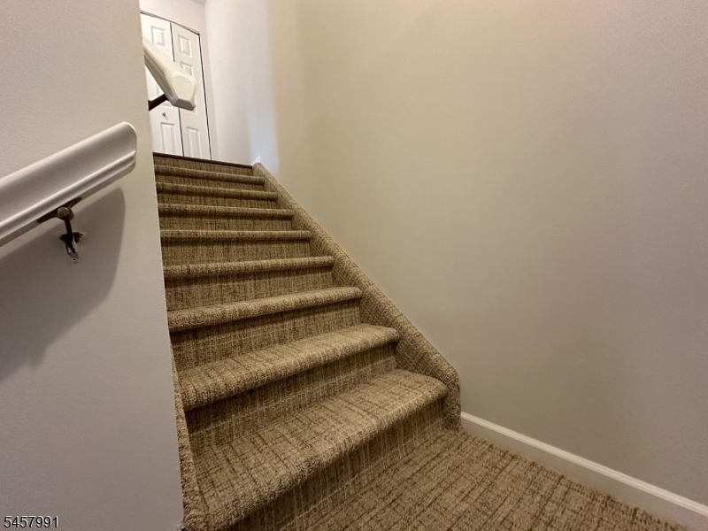 197 Vista Drive Hanover NJ 07927