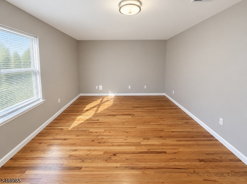 80 Cutler Street Newark NJ 07104