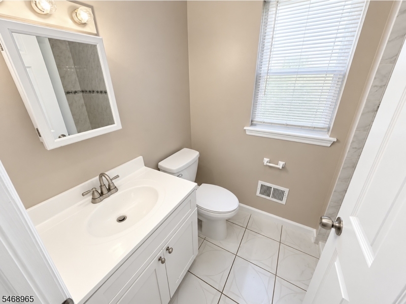 80 Cutler Street Newark NJ 07104