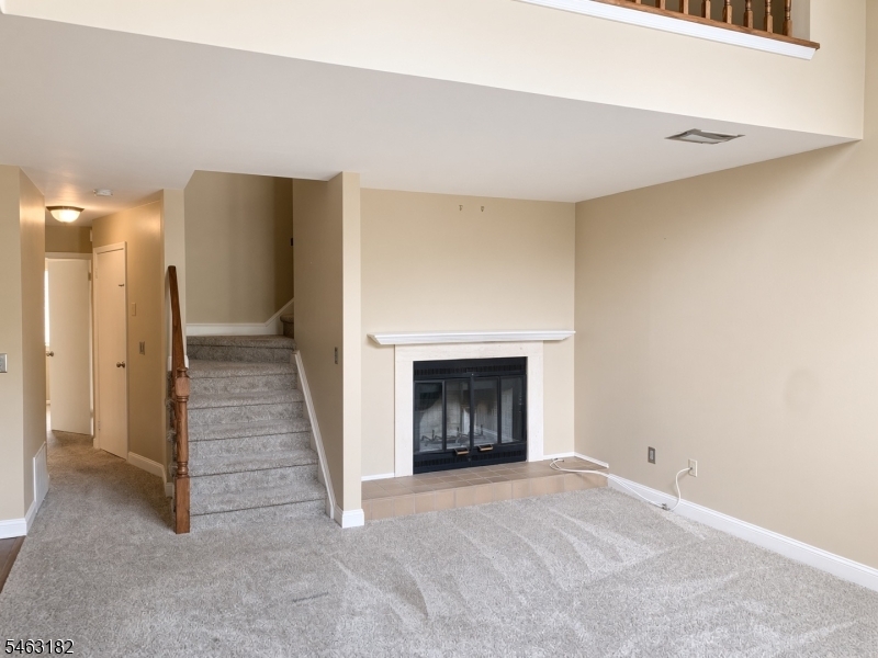 92 Ashley Court Bedminster NJ 07921