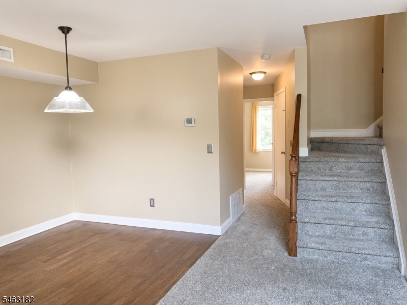 92 Ashley Court Bedminster NJ 07921