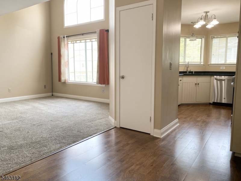 92 Ashley Court Bedminster NJ 07921
