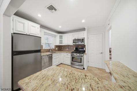 10 Lloyd Avenue Florham Park NJ 07932