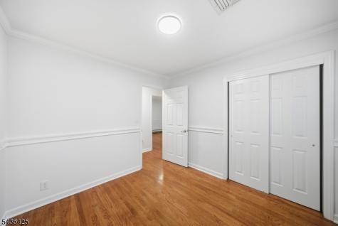 10 Lloyd Avenue Florham Park NJ 07932