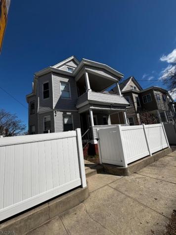 203 Lawrence Place Paterson NJ 07501